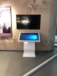 北京觸摸屏一體機 融合廣告機與教育設備，打造高效辦公新體驗